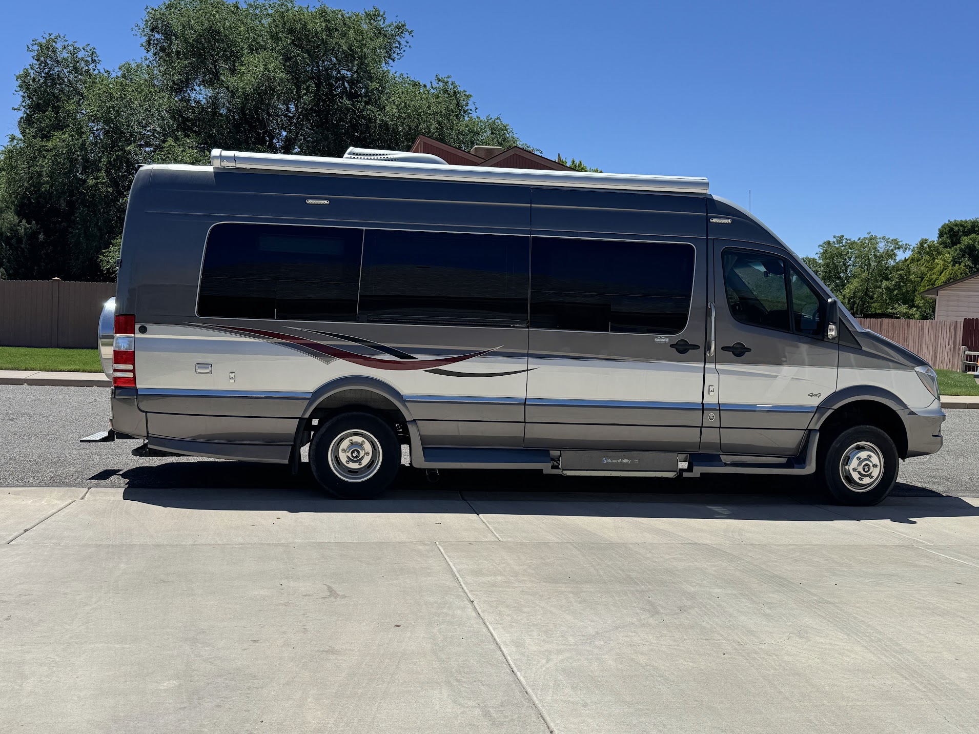 Mercedes Benz Sprinter RV for sale - Wheelchair lift