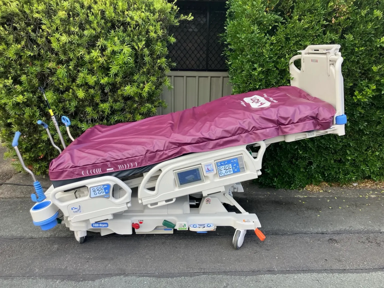 Hill-Rom Progressa P7500 Therapy Rotation P&V Pulmonary ICU Hospital Bed