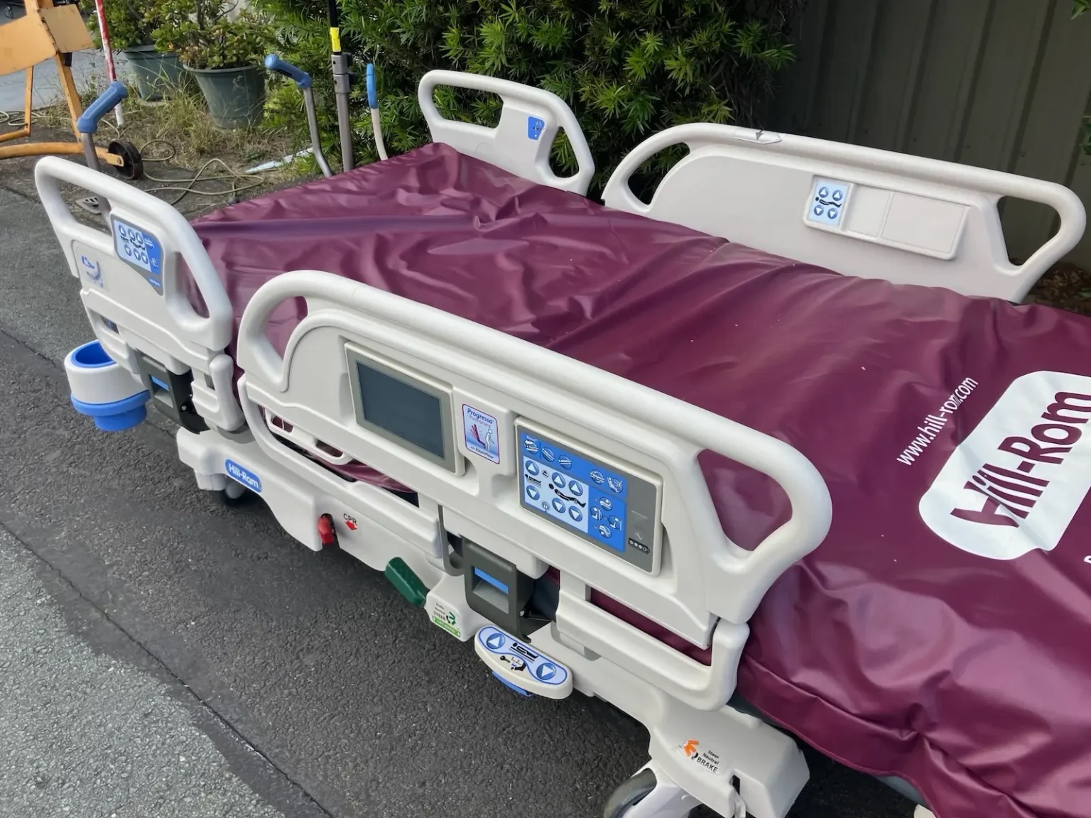 Hill-Rom Progressa P7500 Therapy Rotation P&V Pulmonary ICU Hospital Bed