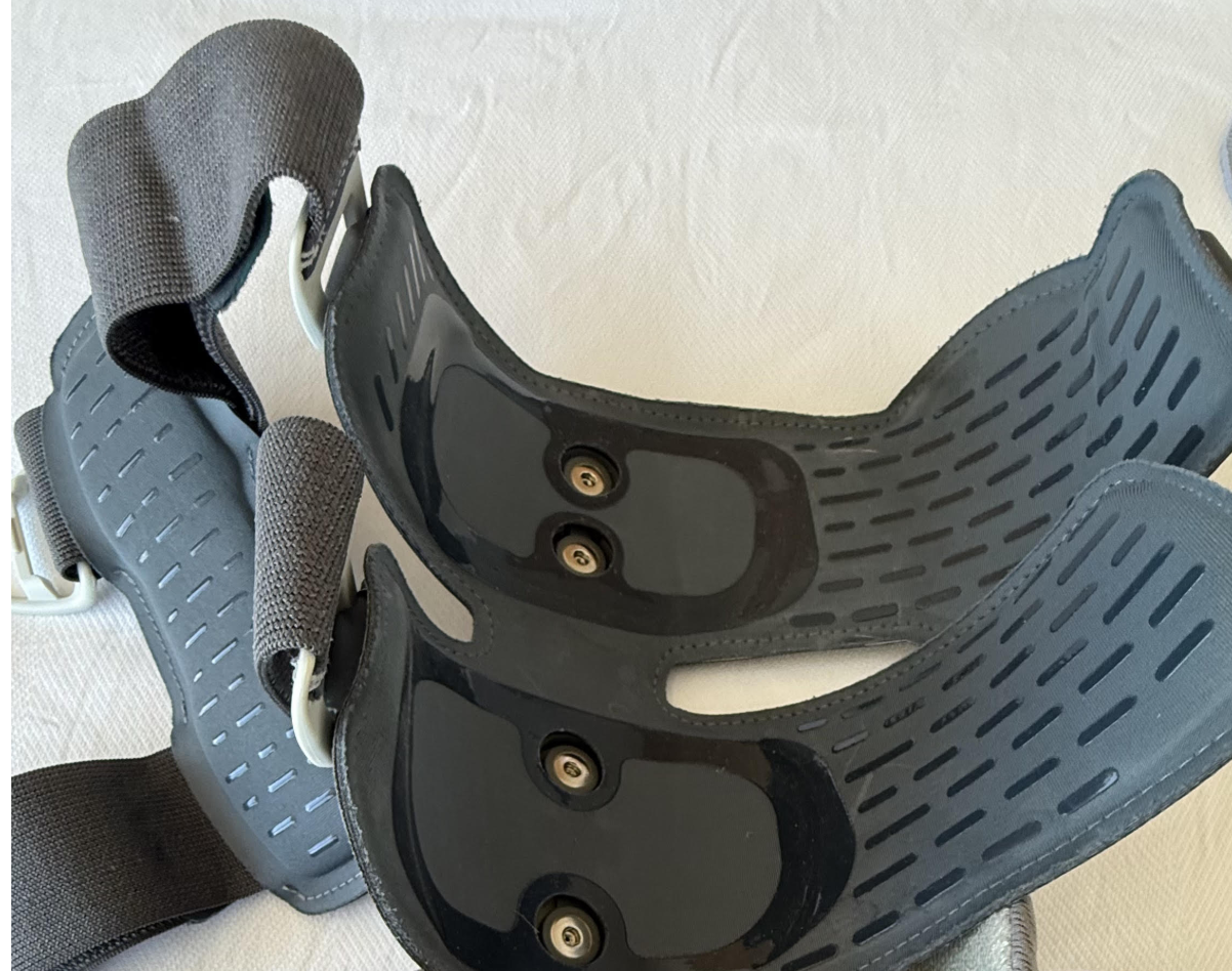 Bioness L300 Go Left Lower + Thigh Plus System – Original Cost $10,180